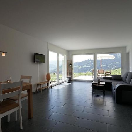 Clasgieri - 3-Zimmer-Ferienwohnung Fuer 4 - 6 Personen, 65M2 Falera Eksteriør bilde
